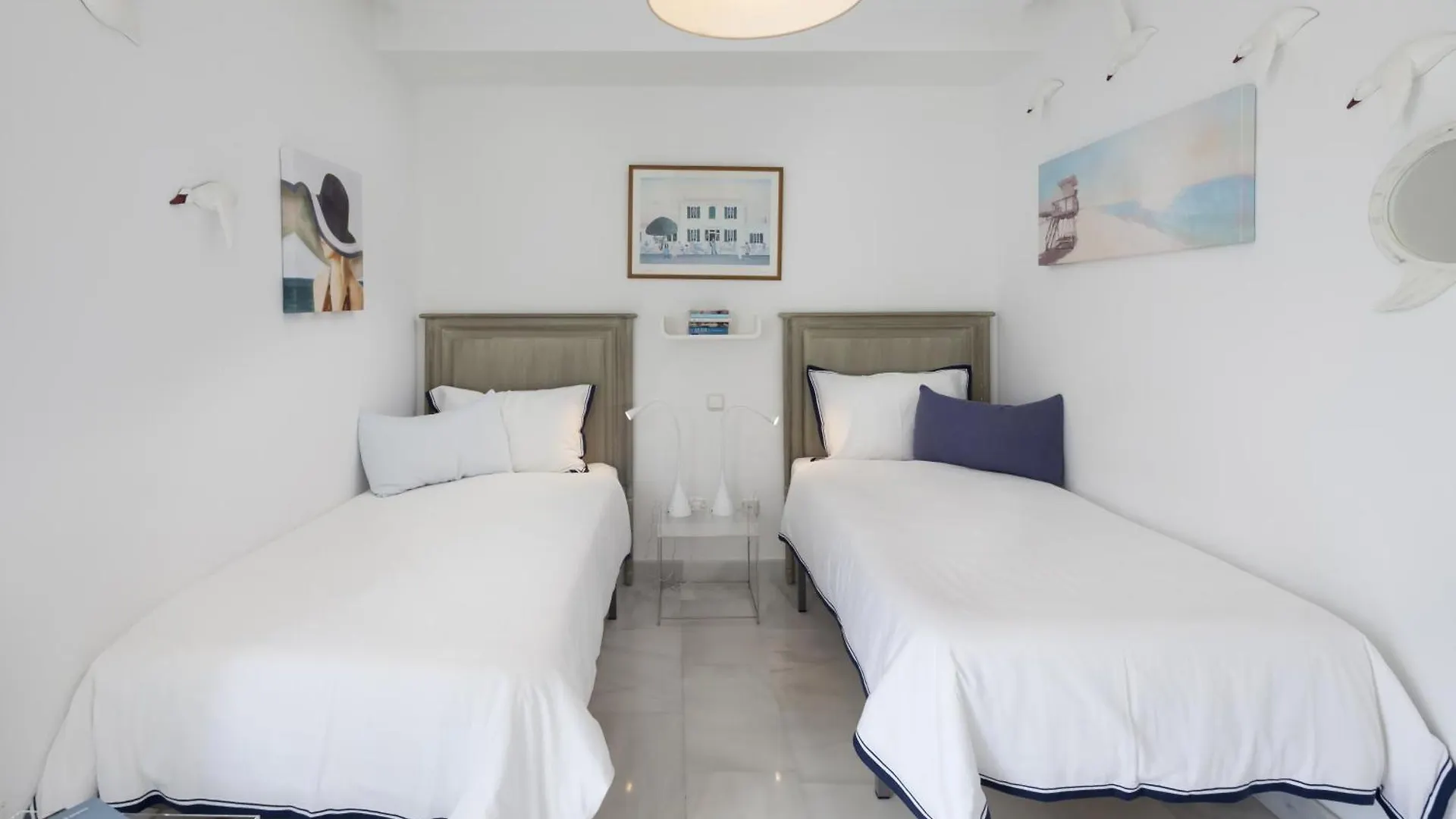 Holiday home Casa Adosada En Primera Linea De Playa Estepona Spain