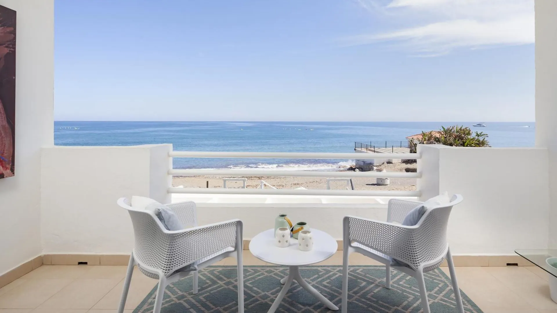 Holiday home Casa Adosada En Primera Linea De Playa Estepona Spain