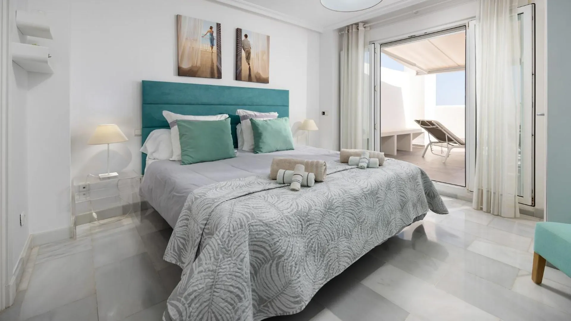 Casa Adosada En Primera Linea De Playa, 에스테포나 펜션