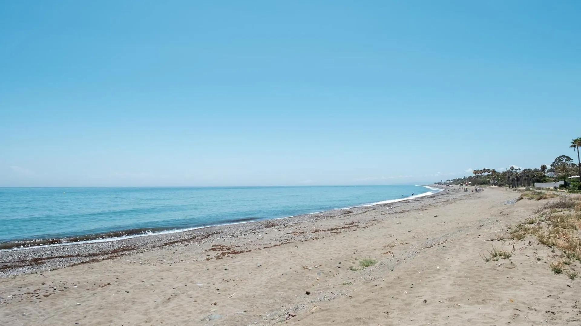 Casa Adosada En Primera Linea De Playa 埃斯特波纳 0*,  西班牙